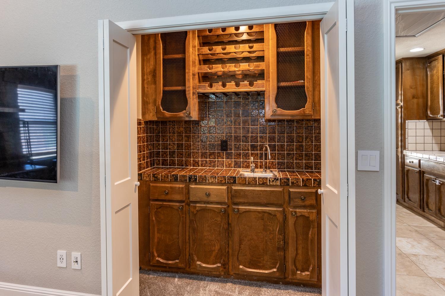 2605 Konynenburg Ln, Modesto, CA 95356