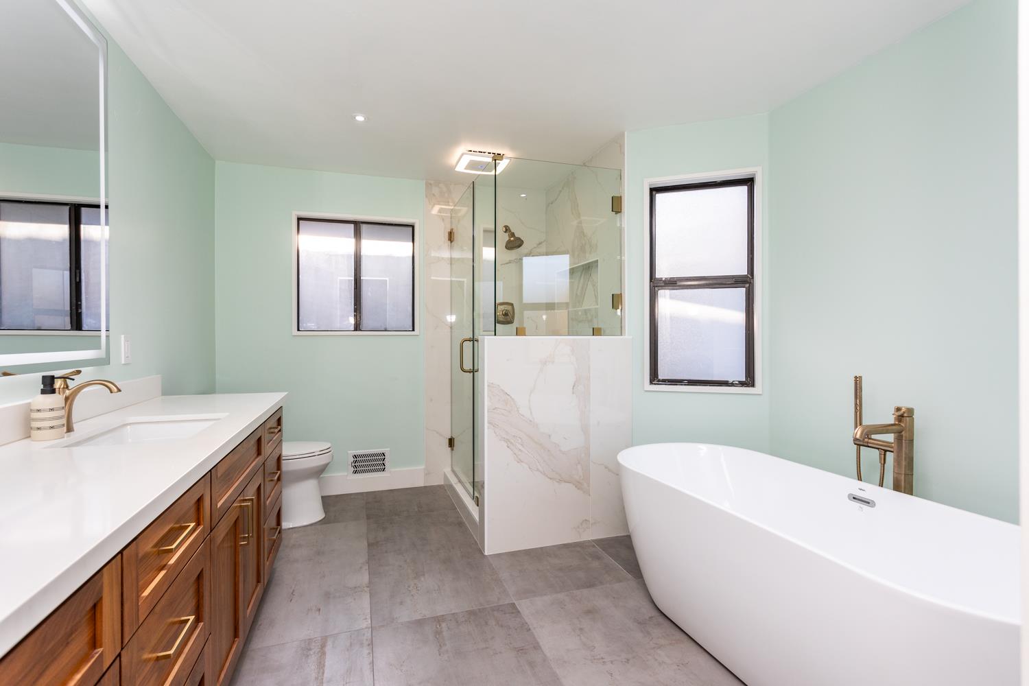 2605 Konynenburg Ln, Modesto, CA 95356