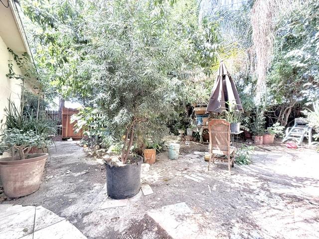1305 Mayette Ave, Modesto, CA 95351