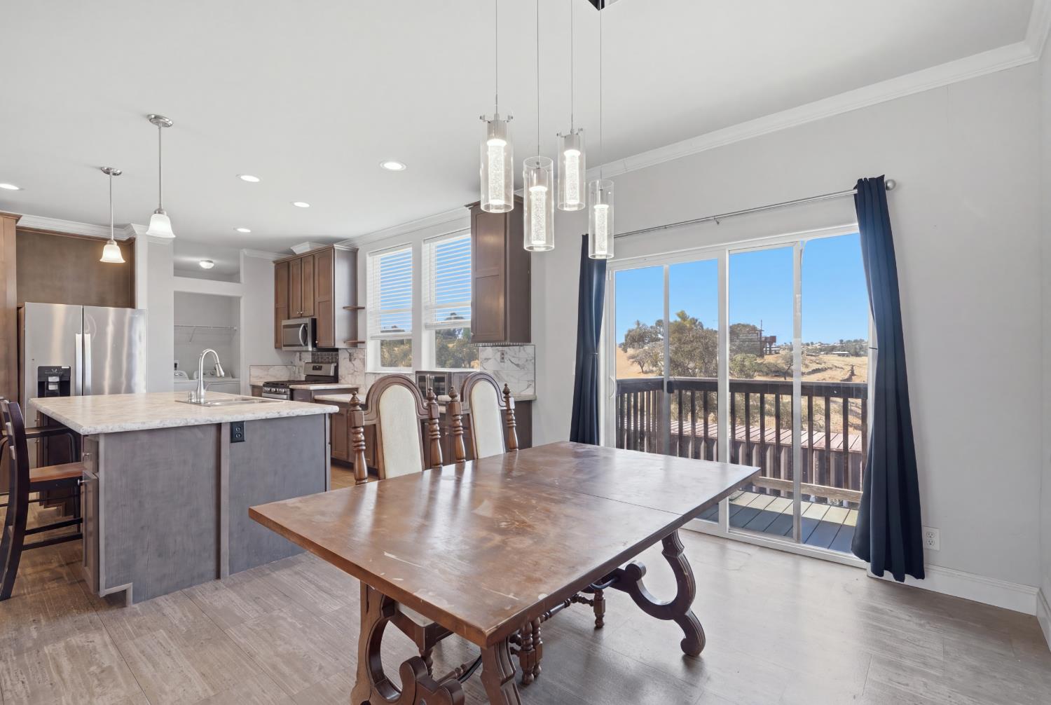 2444 El Naranjo St, La Grange, CA 95329