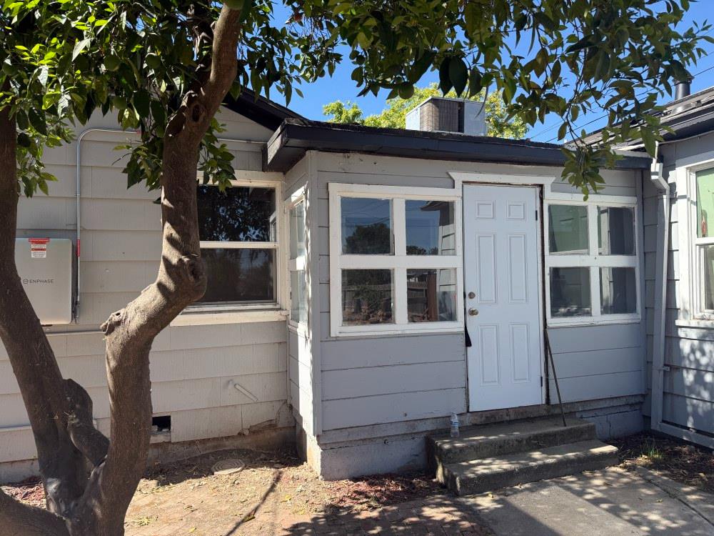 1405 E 22nd St, Merced, CA 95340