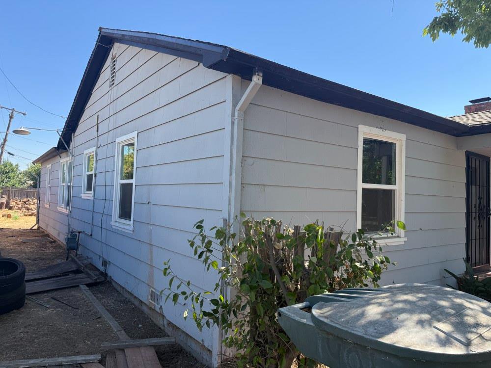 1405 E 22nd St, Merced, CA 95340