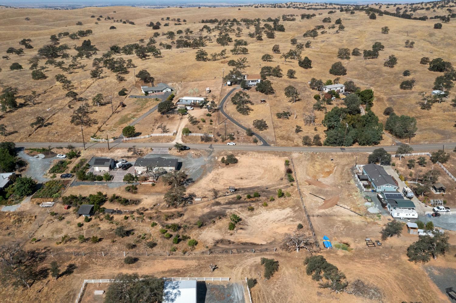 10392 Jalapa Way, La Grange, CA 95329