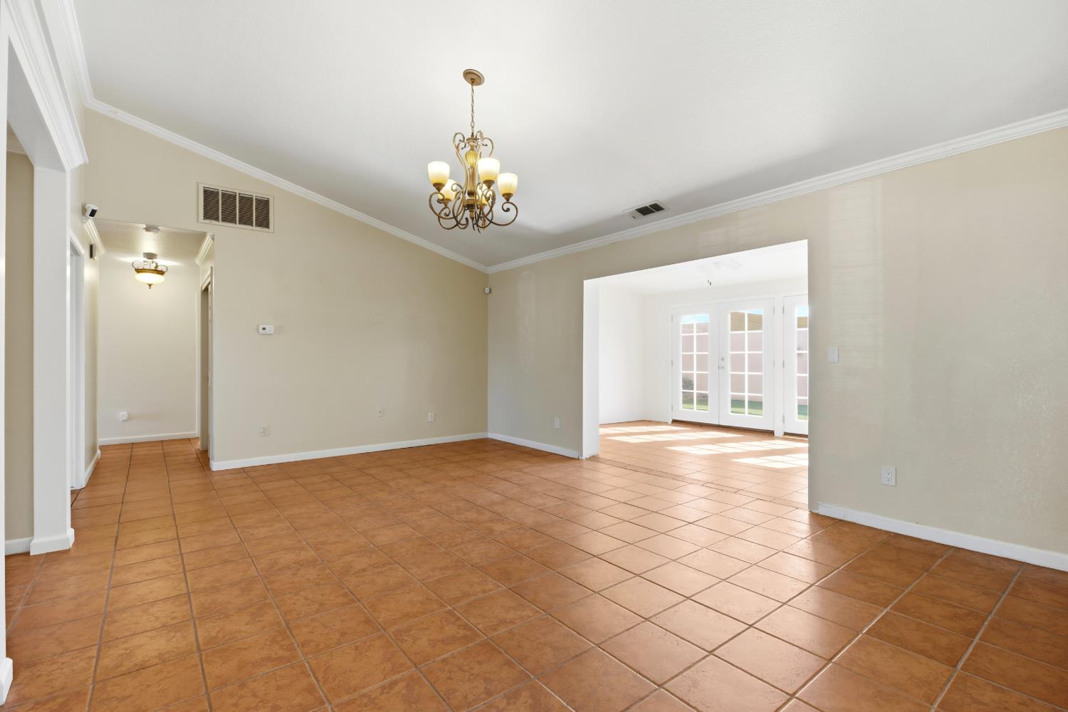 2400 Cyrus Hall Dr, Modesto, CA 95358