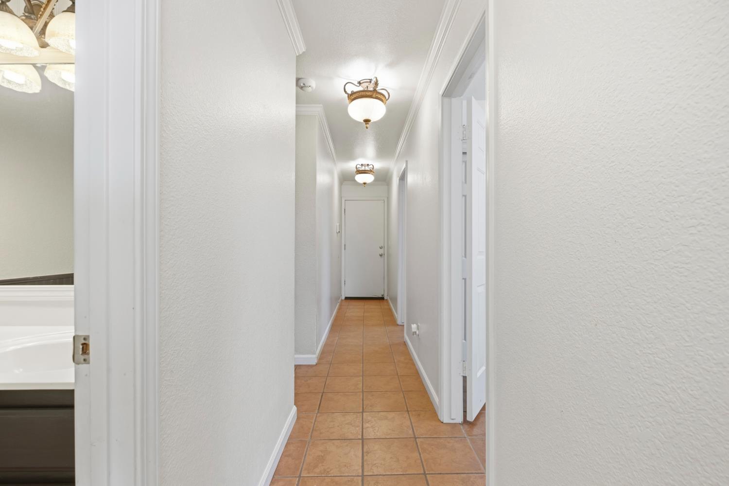 2400 Cyrus Hall Dr, Modesto, CA 95358