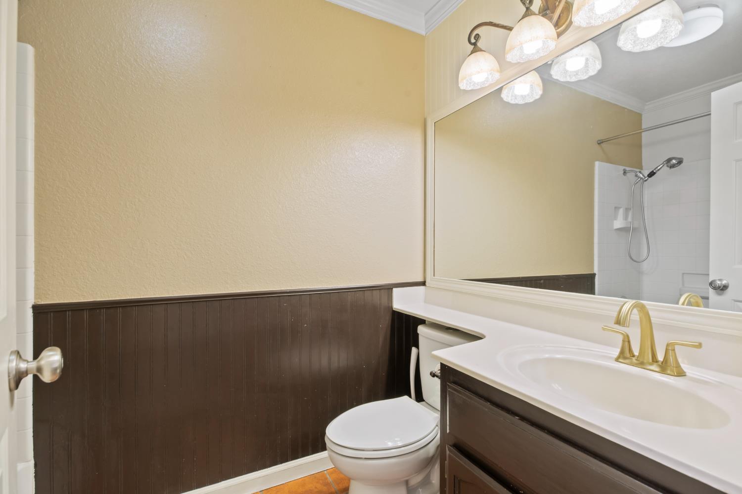2400 Cyrus Hall Dr, Modesto, CA 95358