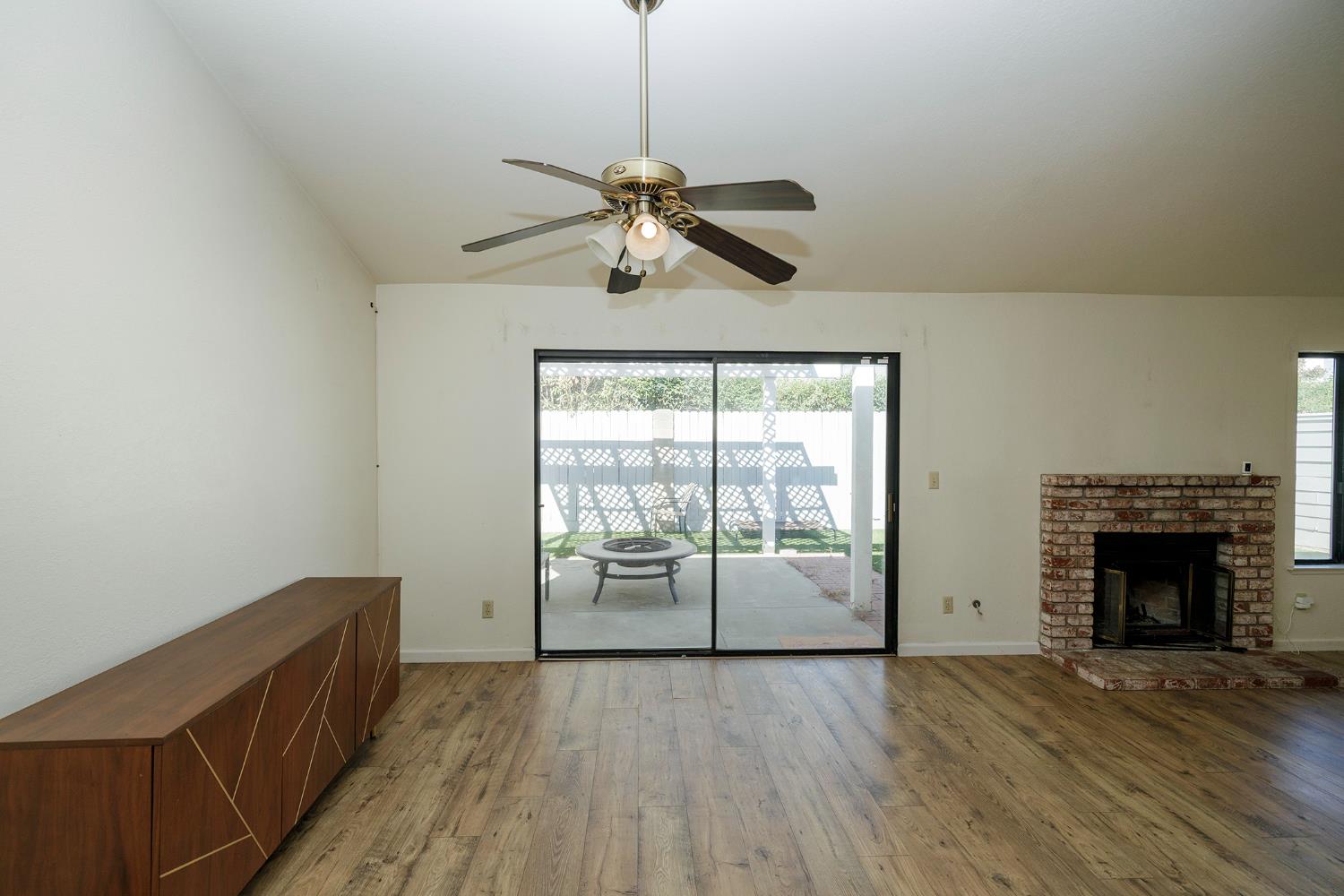 3609 Thomas More Way, Modesto, CA 95356