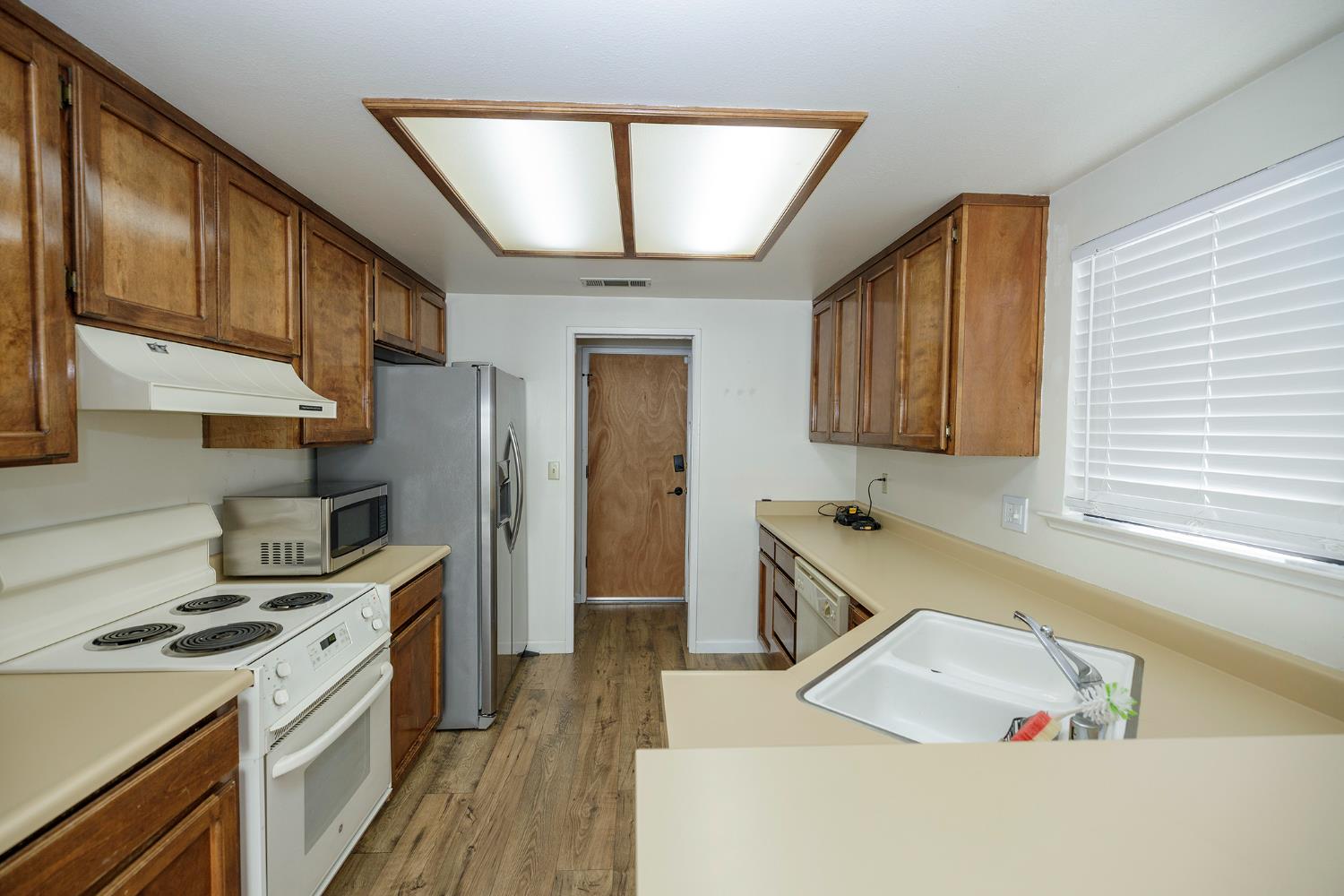 3609 Thomas More Way, Modesto, CA 95356