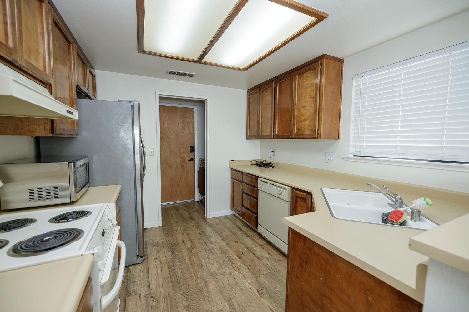 3609 Thomas More Way, Modesto, CA 95356