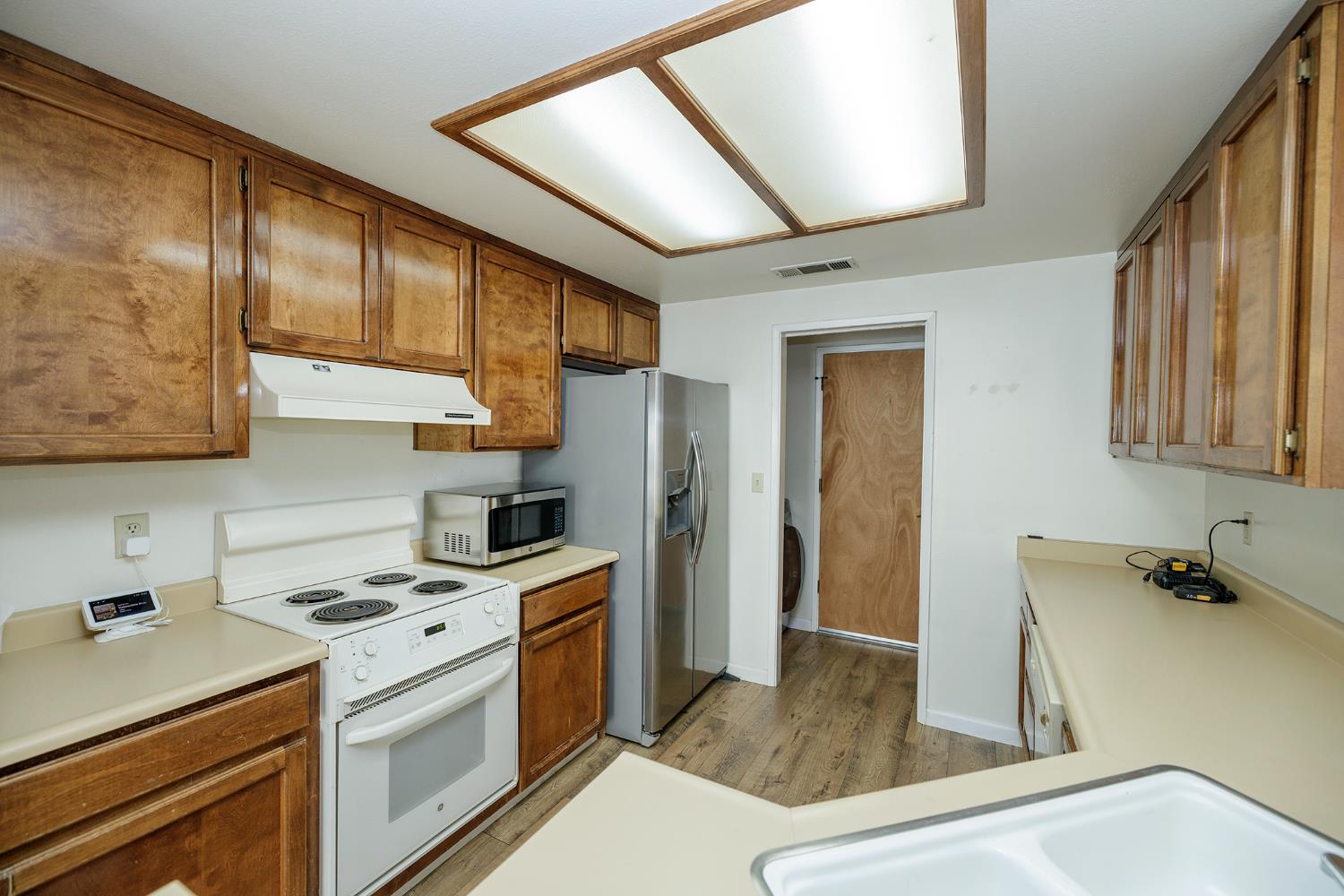 3609 Thomas More Way, Modesto, CA 95356