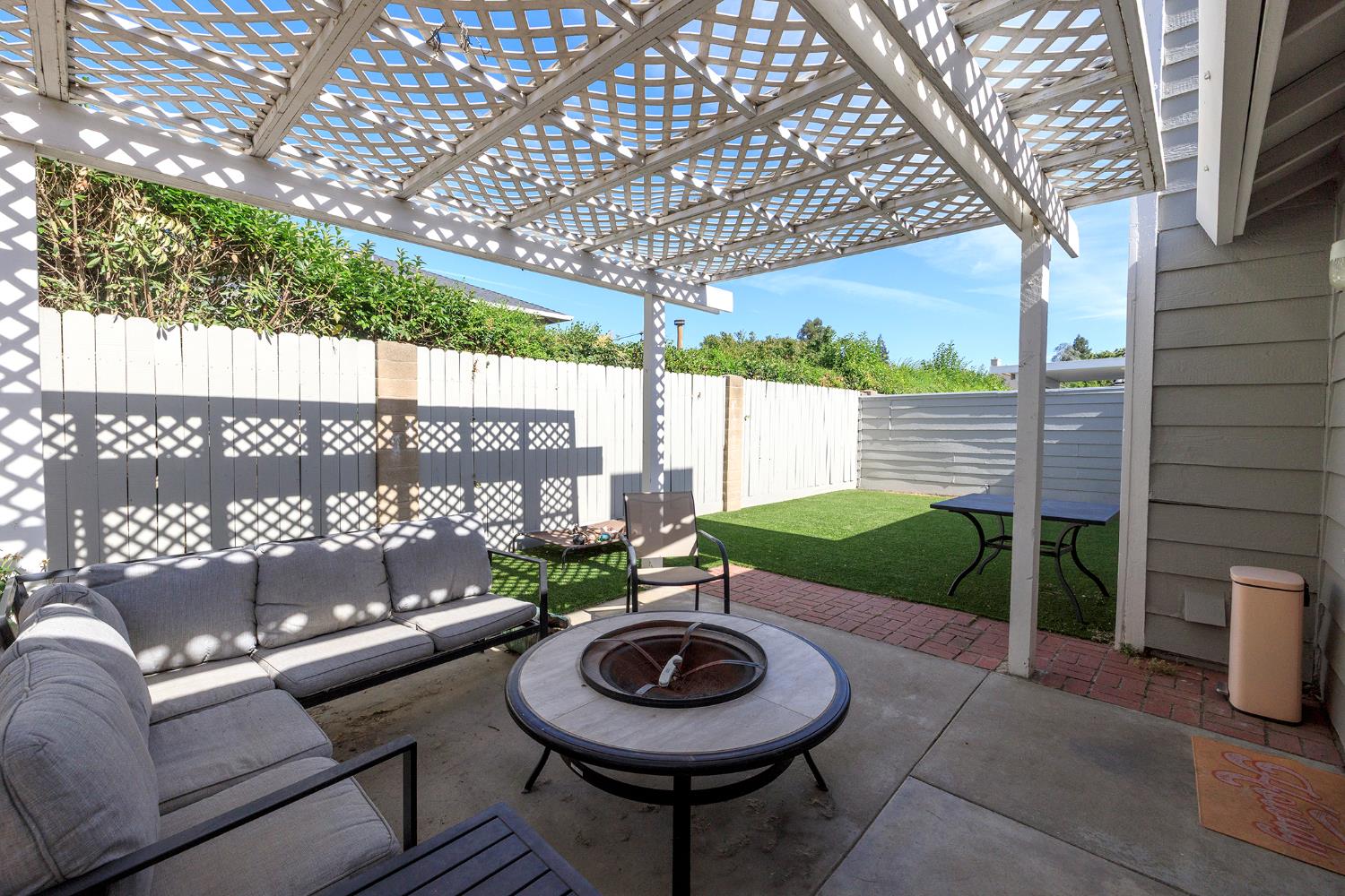 3609 Thomas More Way, Modesto, CA 95356