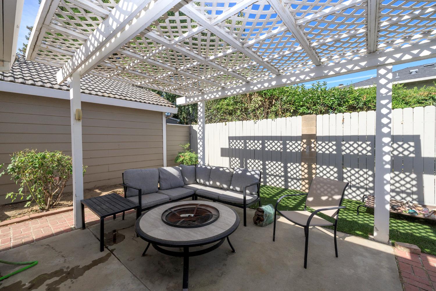 3609 Thomas More Way, Modesto, CA 95356