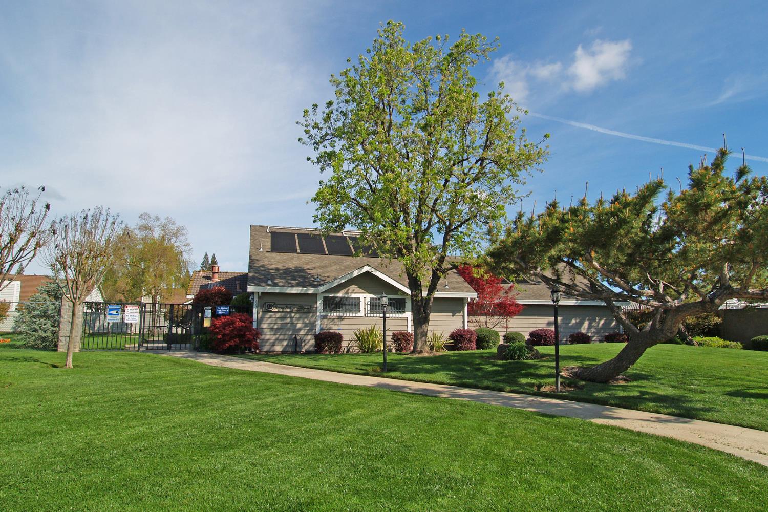 3609 Thomas More Way, Modesto, CA 95356