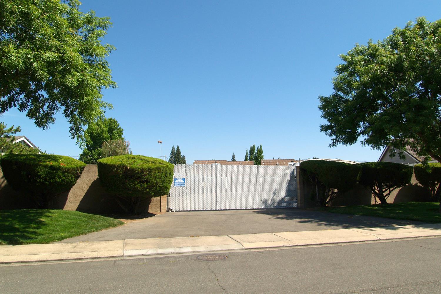 3609 Thomas More Way, Modesto, CA 95356