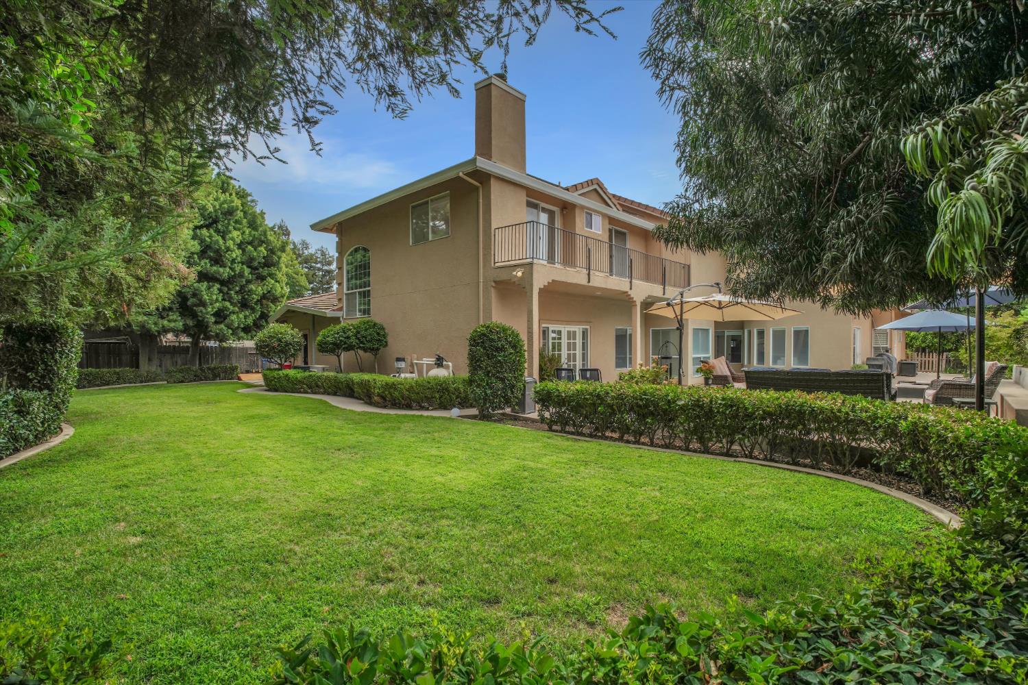 1945 Foxtail Ct, Turlock, CA 95382