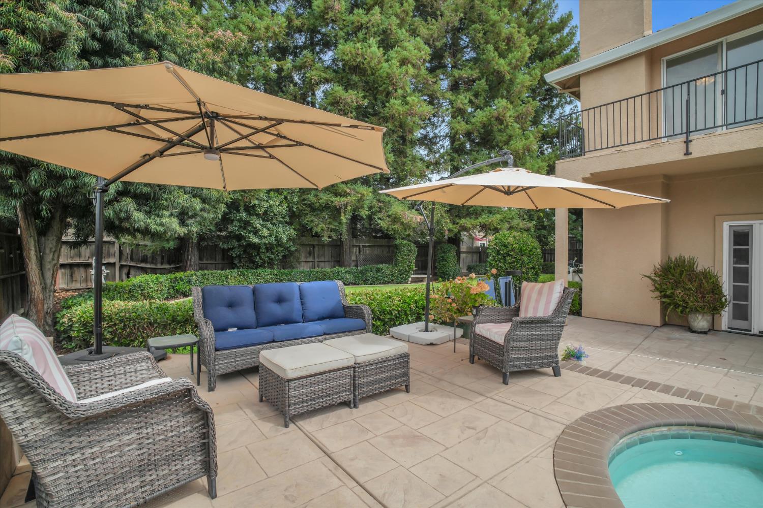 1945 Foxtail Ct, Turlock, CA 95382