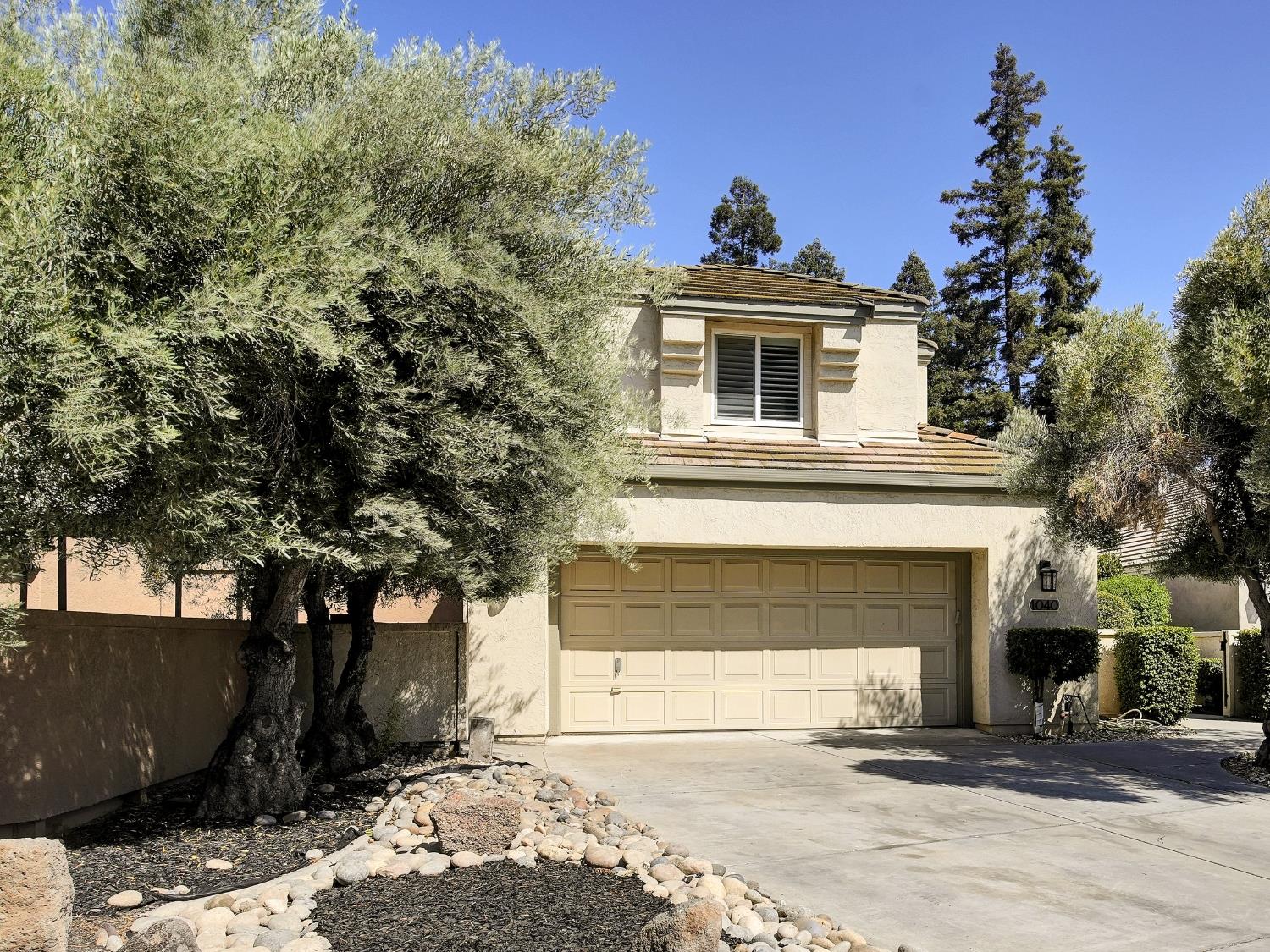 1040 Copper Park Lane, Modesto, CA 95355