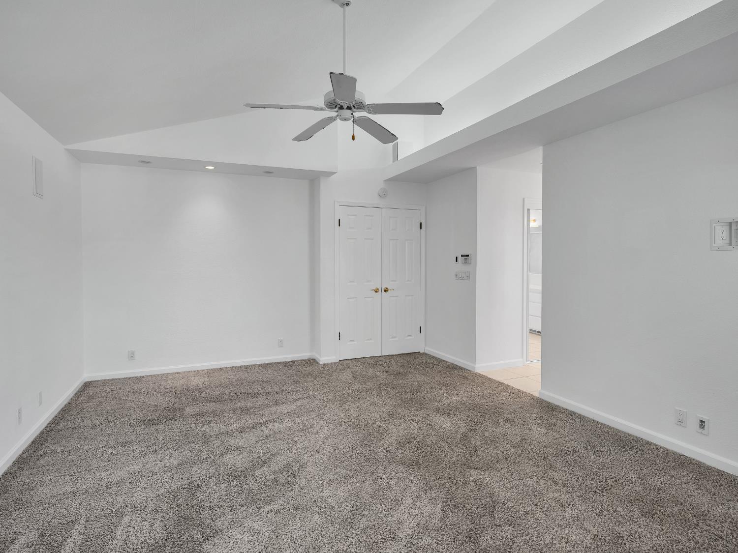 1040 Copper Park Lane, Modesto, CA 95355