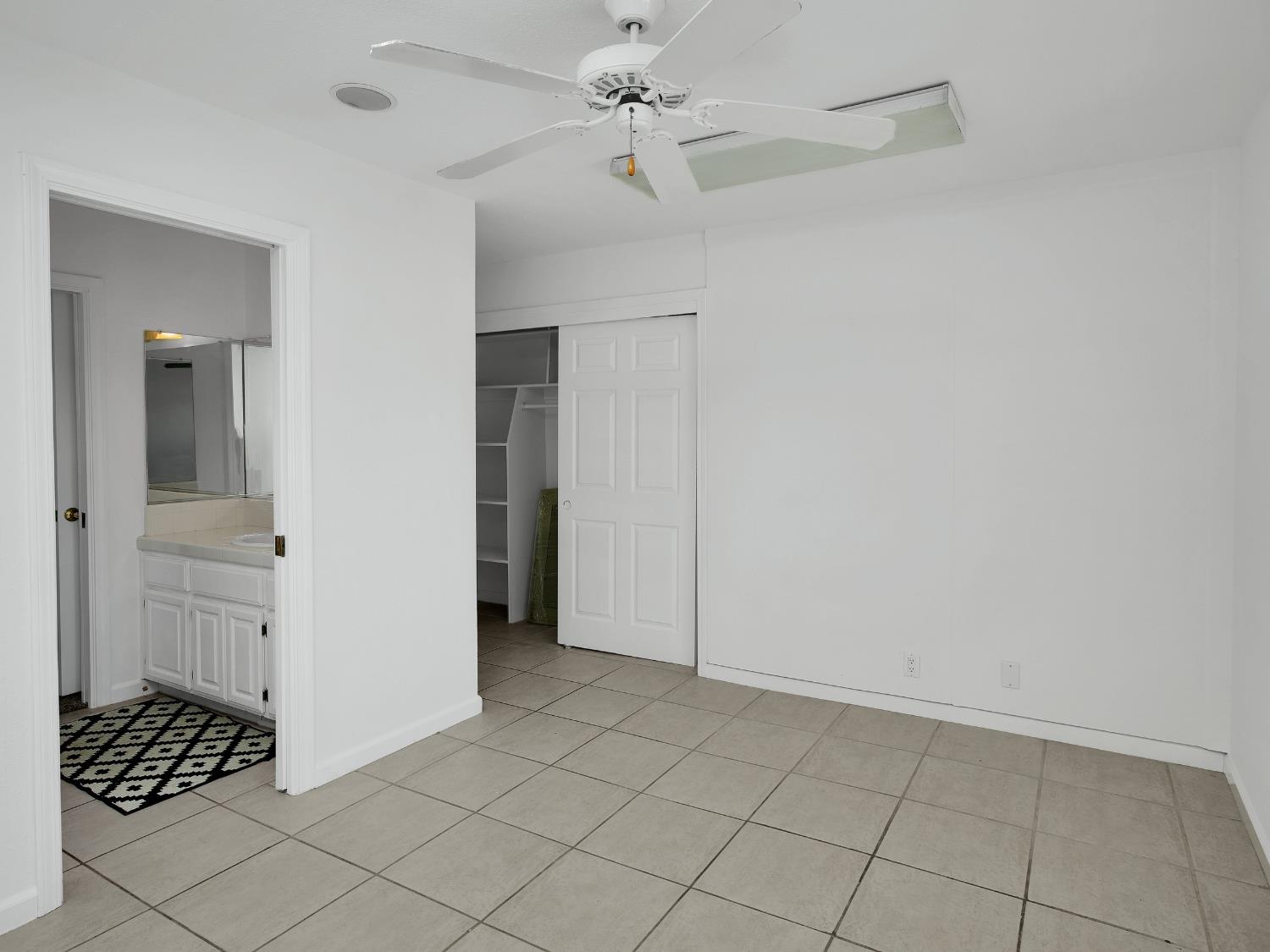 1040 Copper Park Lane, Modesto, CA 95355