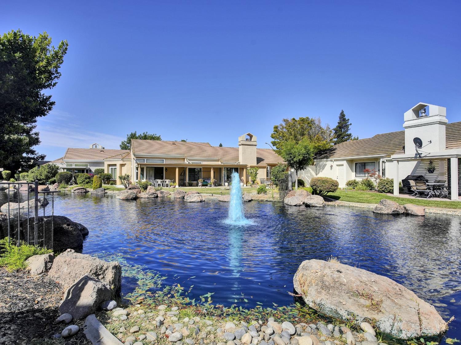 1040 Copper Park Lane, Modesto, CA 95355