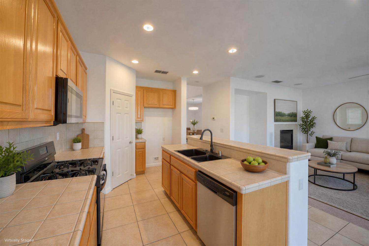 9387 Vintner Cir, Patterson, CA 95363