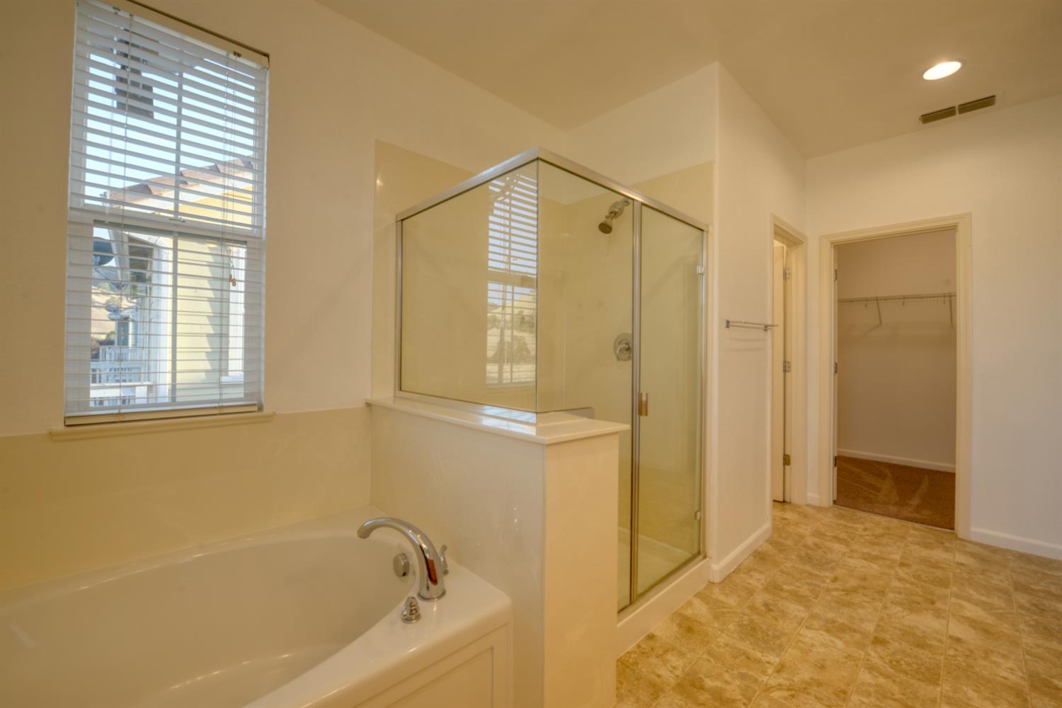 9387 Vintner Cir, Patterson, CA 95363