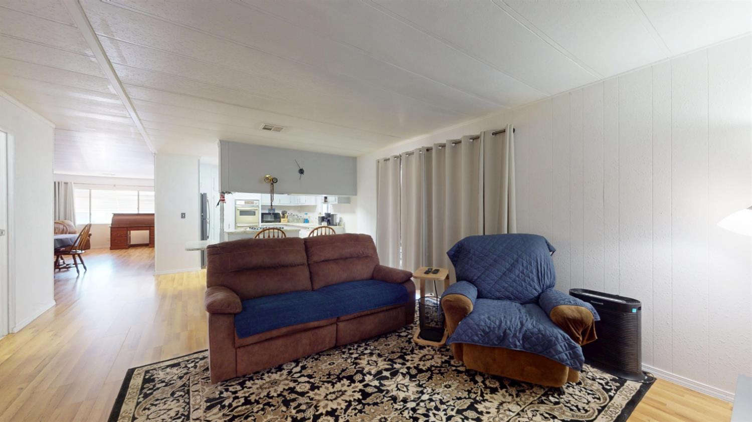 2621 Prescott Rd #142, Modesto, CA 95350