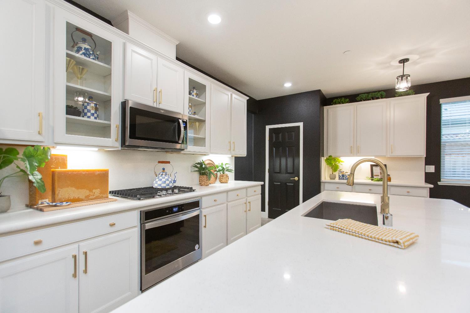 2614 Lepin Ln, Turlock, CA 95382