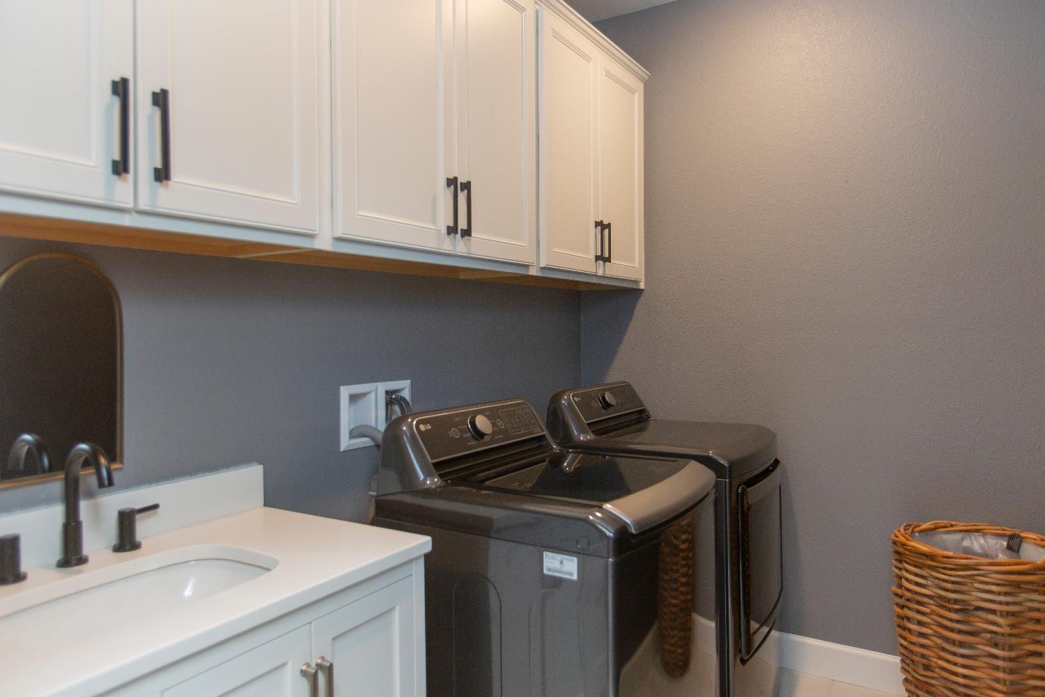 2614 Lepin Ln, Turlock, CA 95382
