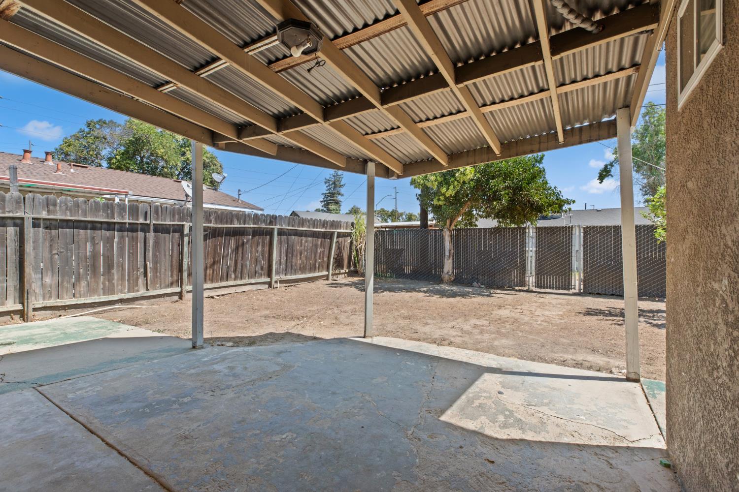 1630 Cameo Way, Modesto, CA 95350
