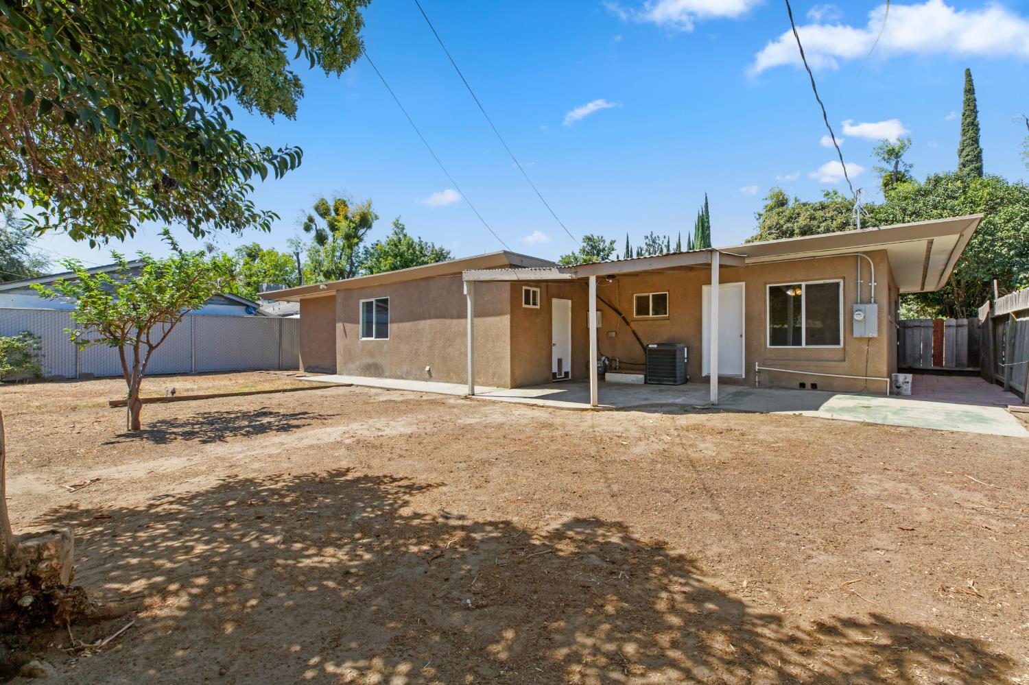 1630 Cameo Way, Modesto, CA 95350