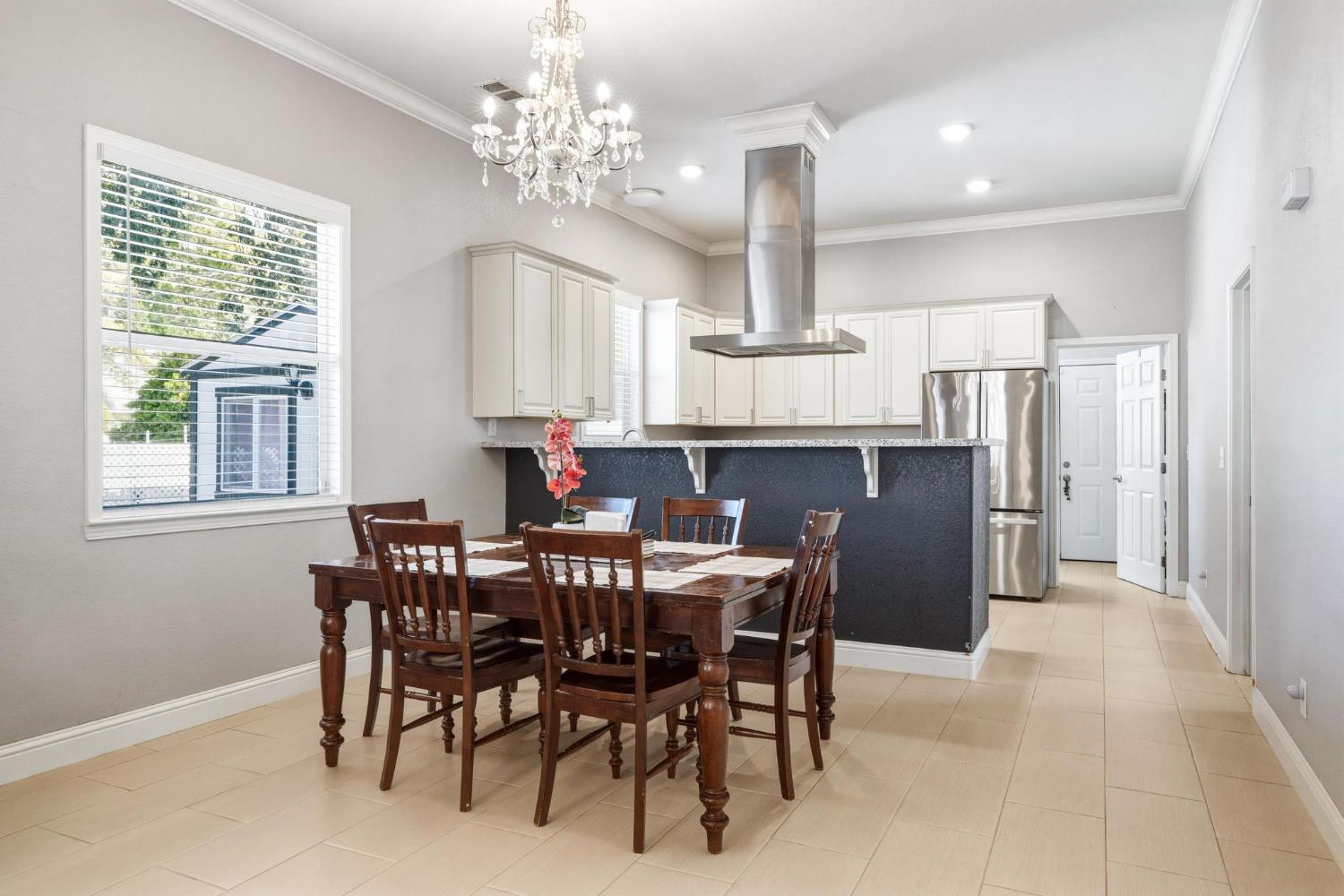 518 Johnson St, Modesto, CA 95354