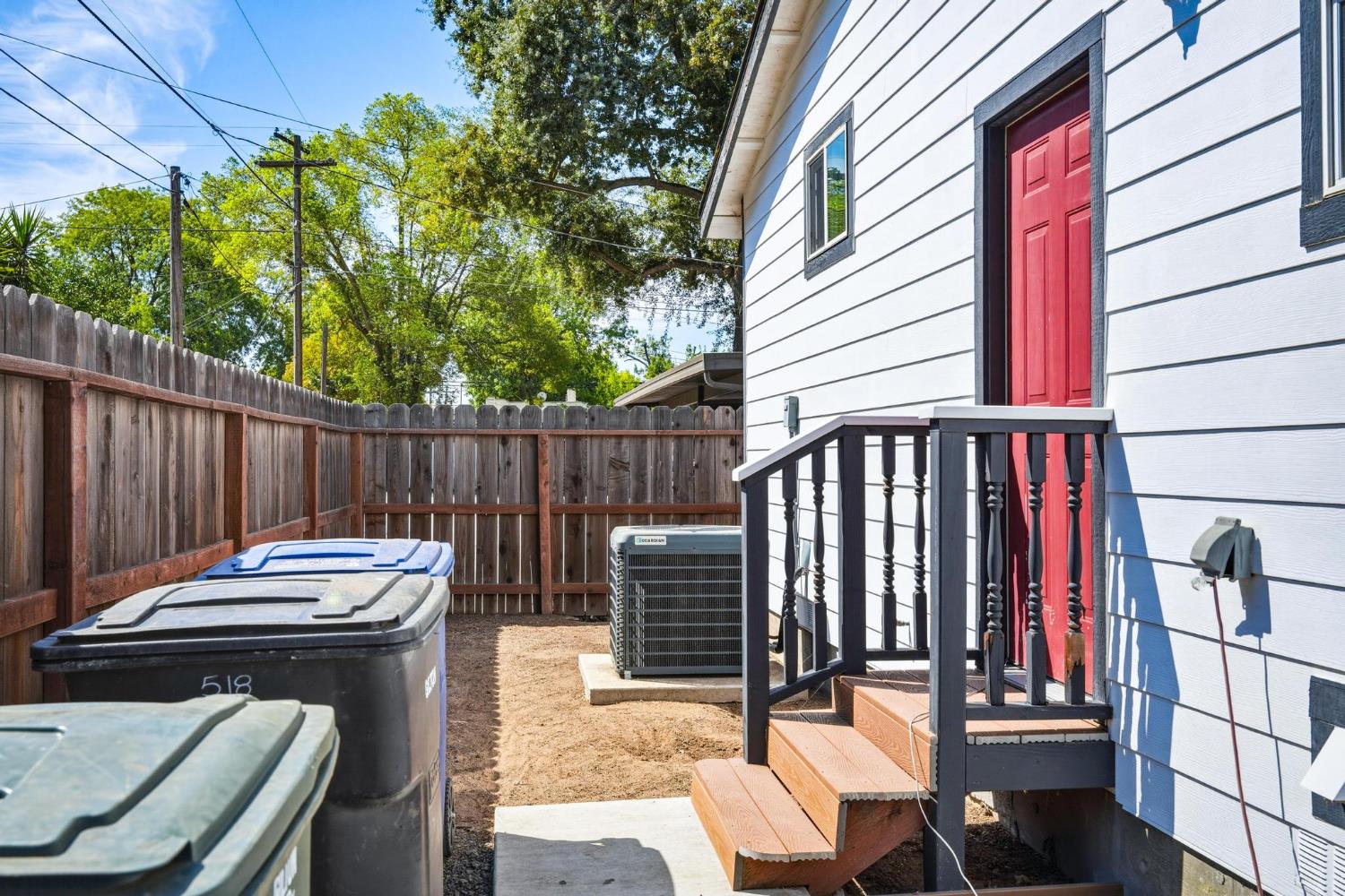 518 Johnson St, Modesto, CA 95354