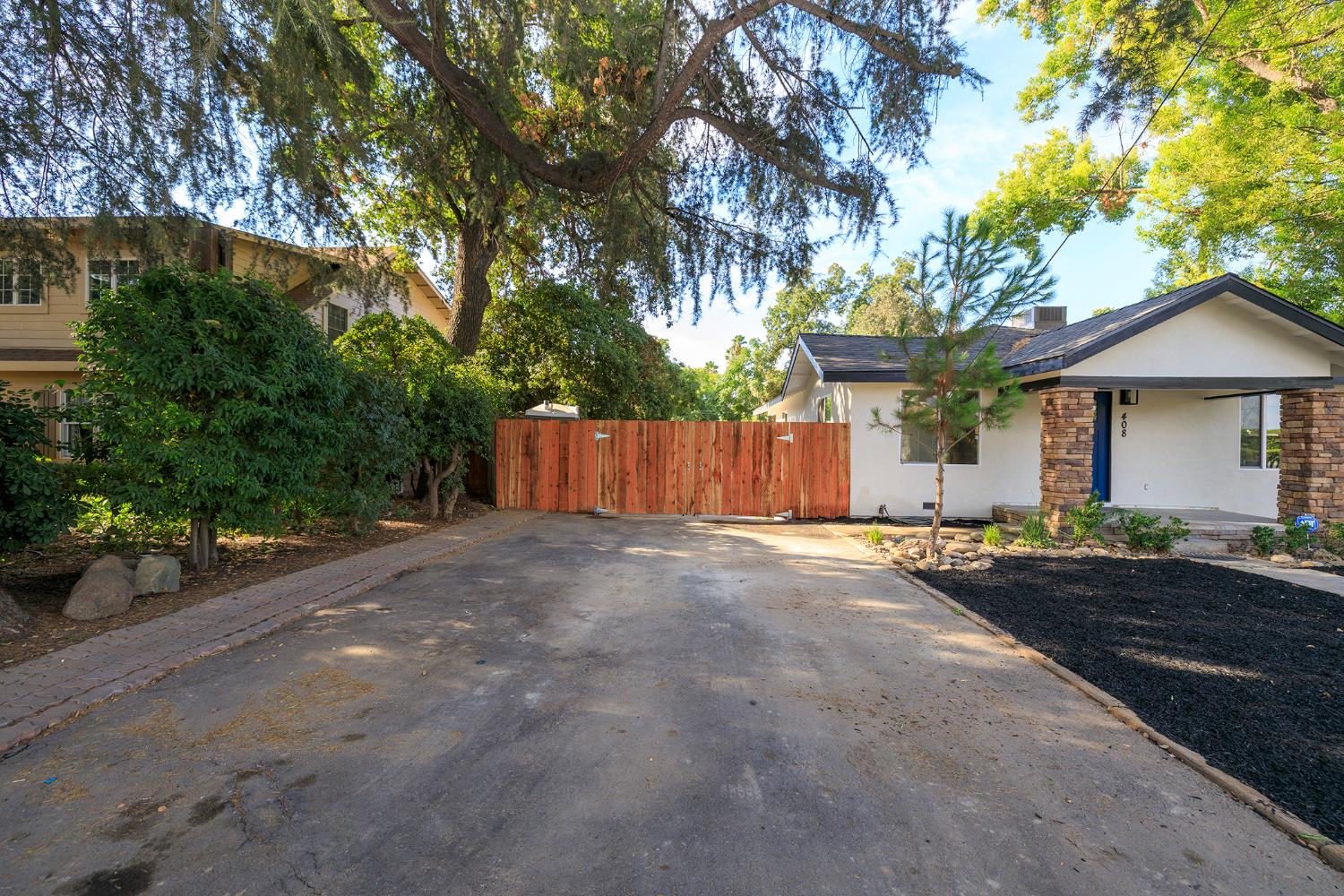 408 Palm Ave, Modesto, CA 95350