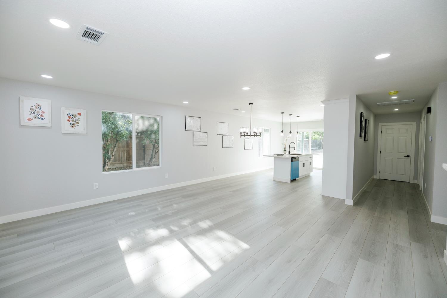 408 Palm Ave, Modesto, CA 95350