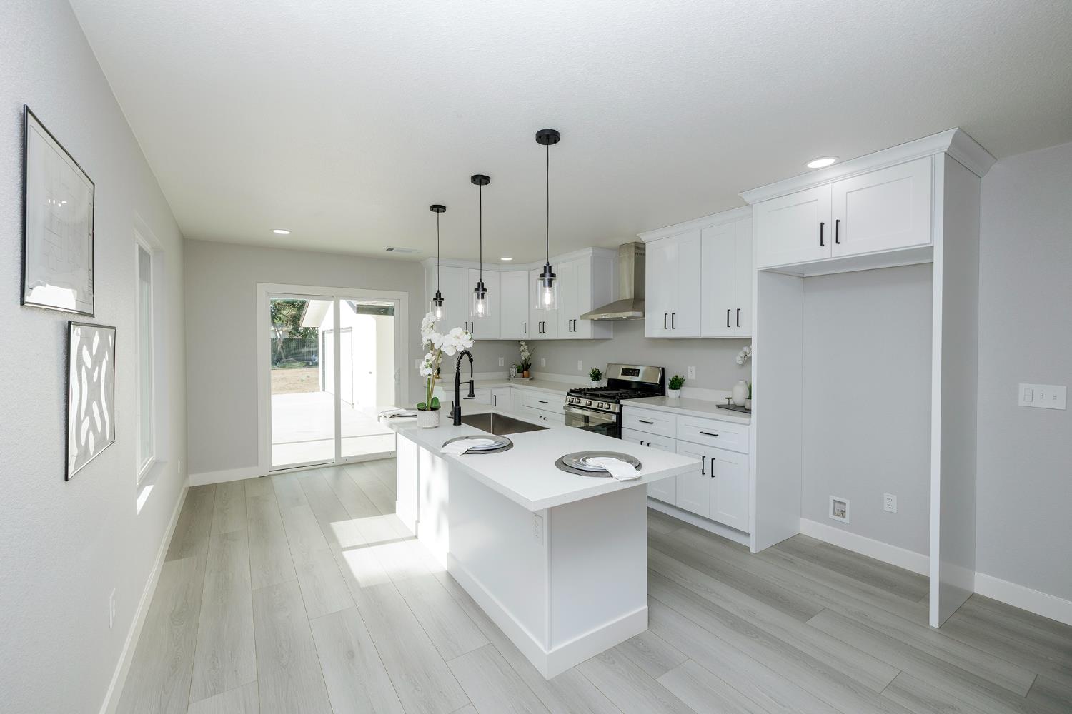 408 Palm Ave, Modesto, CA 95350