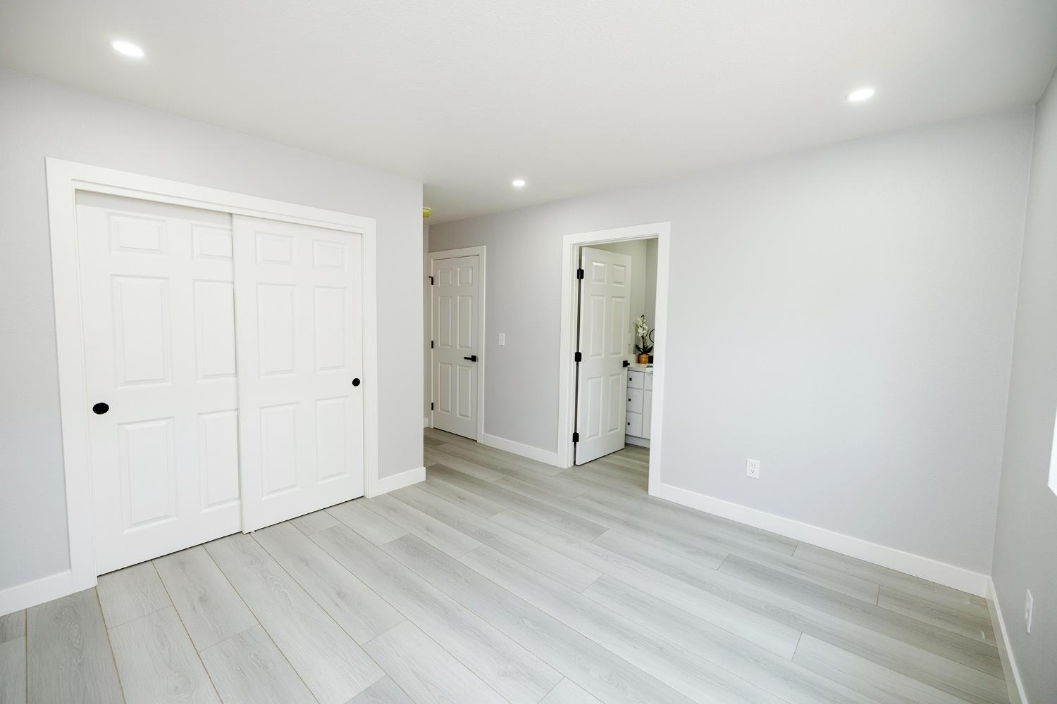 408 Palm Ave, Modesto, CA 95350
