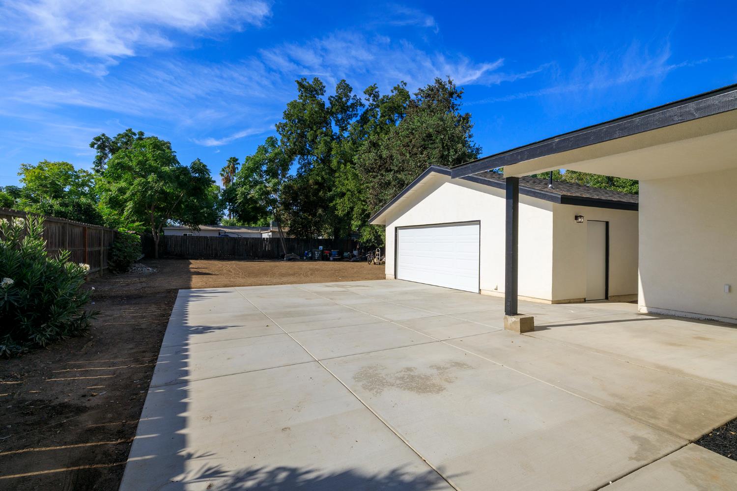 408 Palm Ave, Modesto, CA 95350