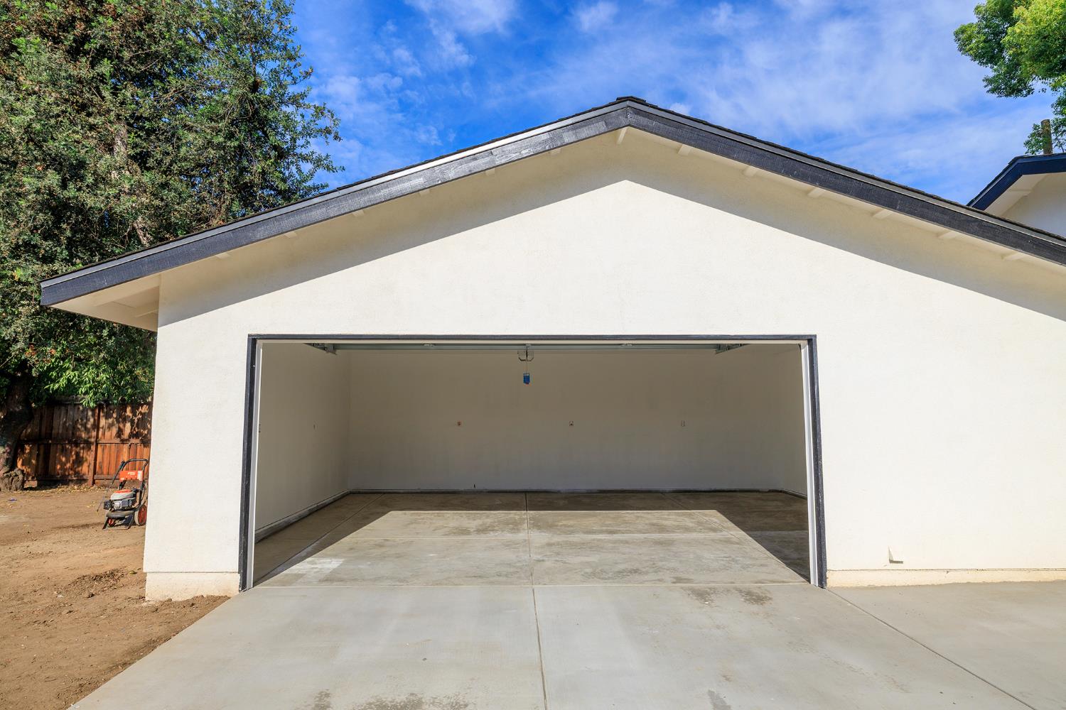 408 Palm Ave, Modesto, CA 95350
