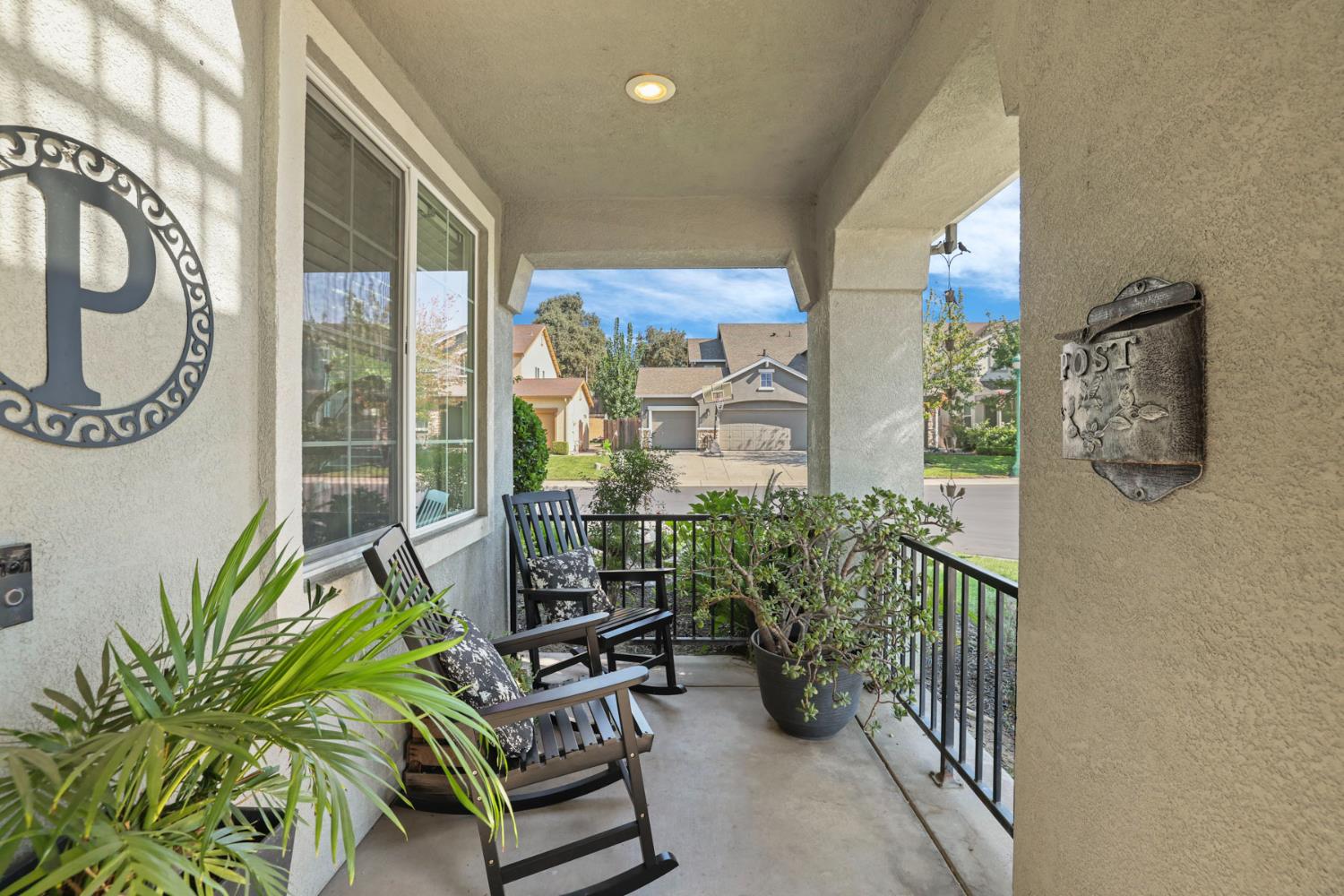 201 WATERS EDGE Dr, Waterford, CA 95386