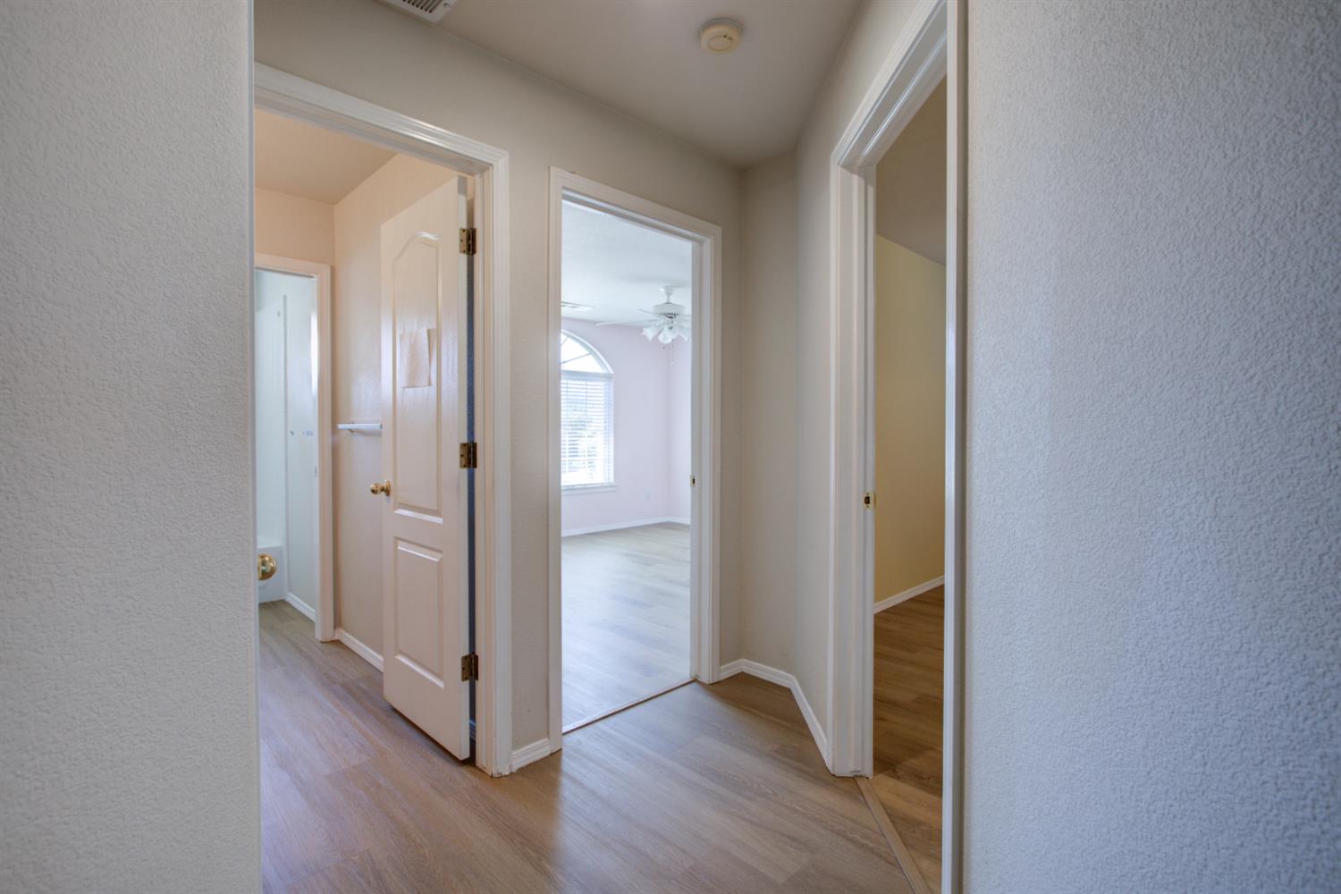 1065 Mallard Dr, Merced, CA 95340