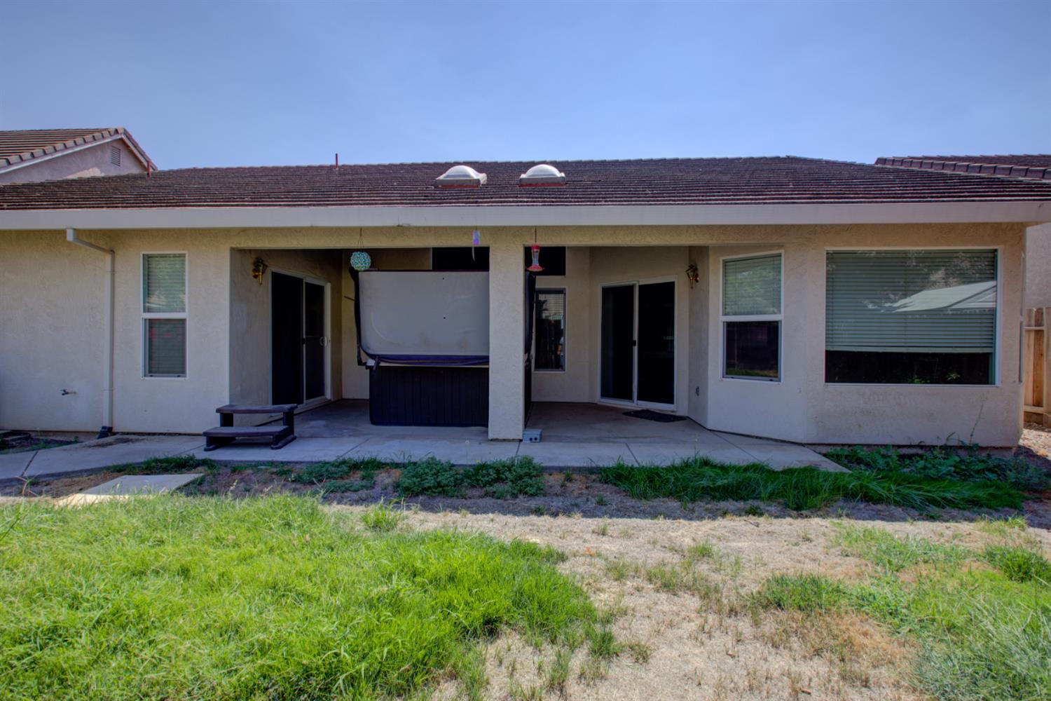 1065 Mallard Dr, Merced, CA 95340