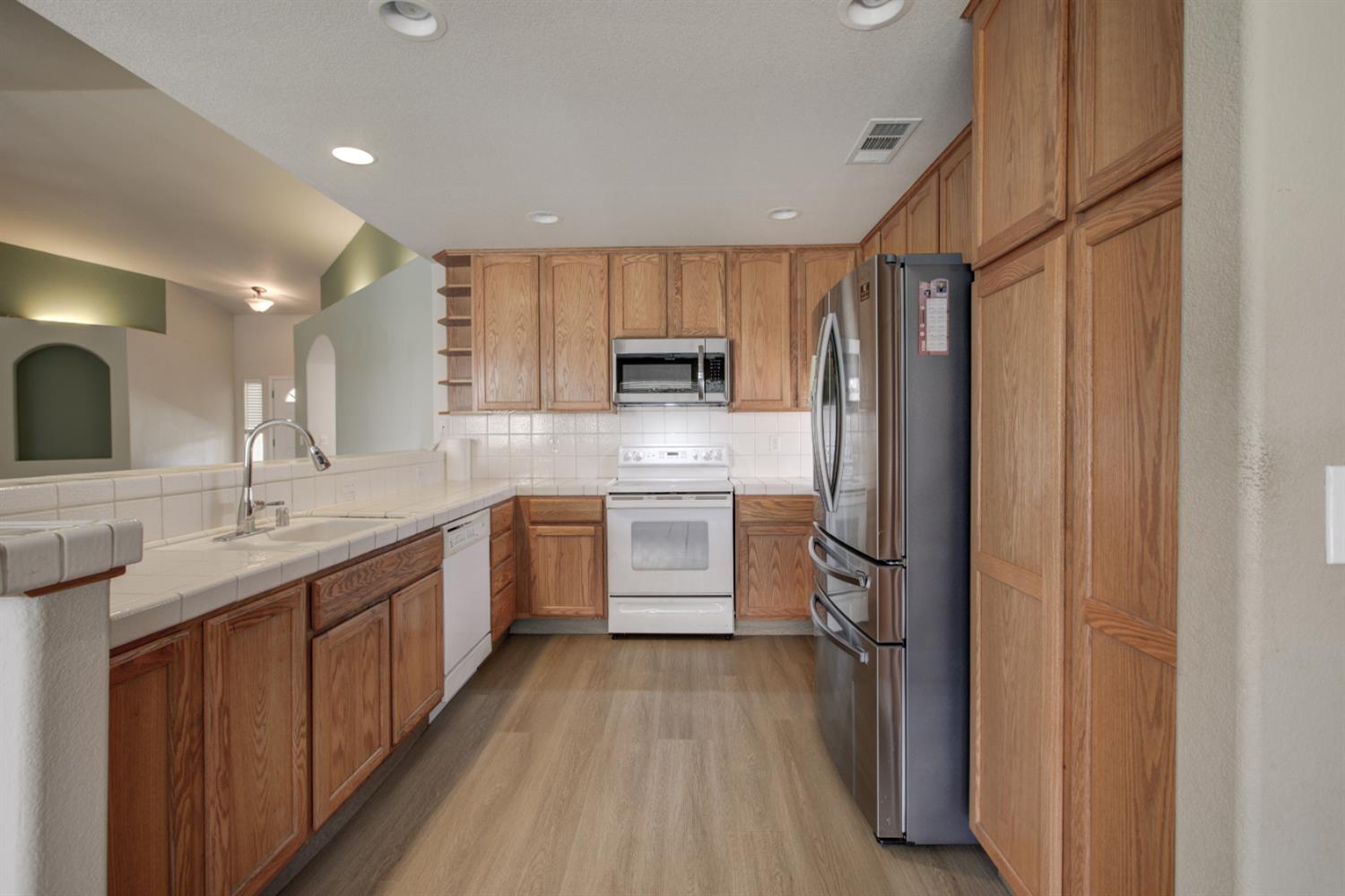 1065 Mallard Dr, Merced, CA 95340