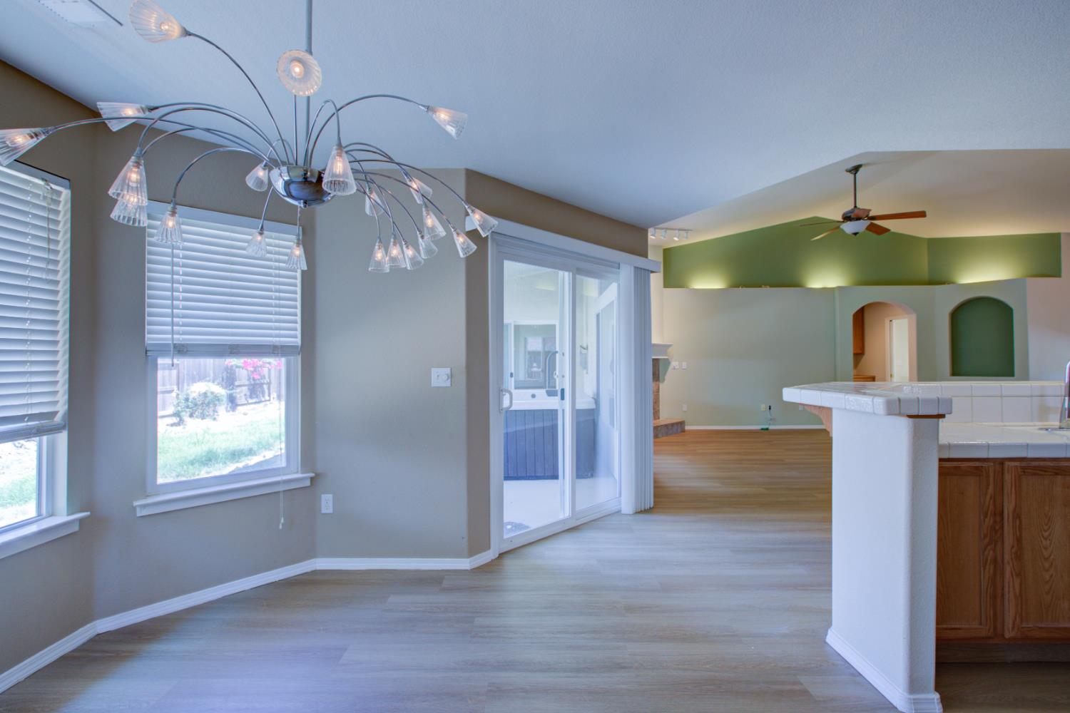 1065 Mallard Dr, Merced, CA 95340