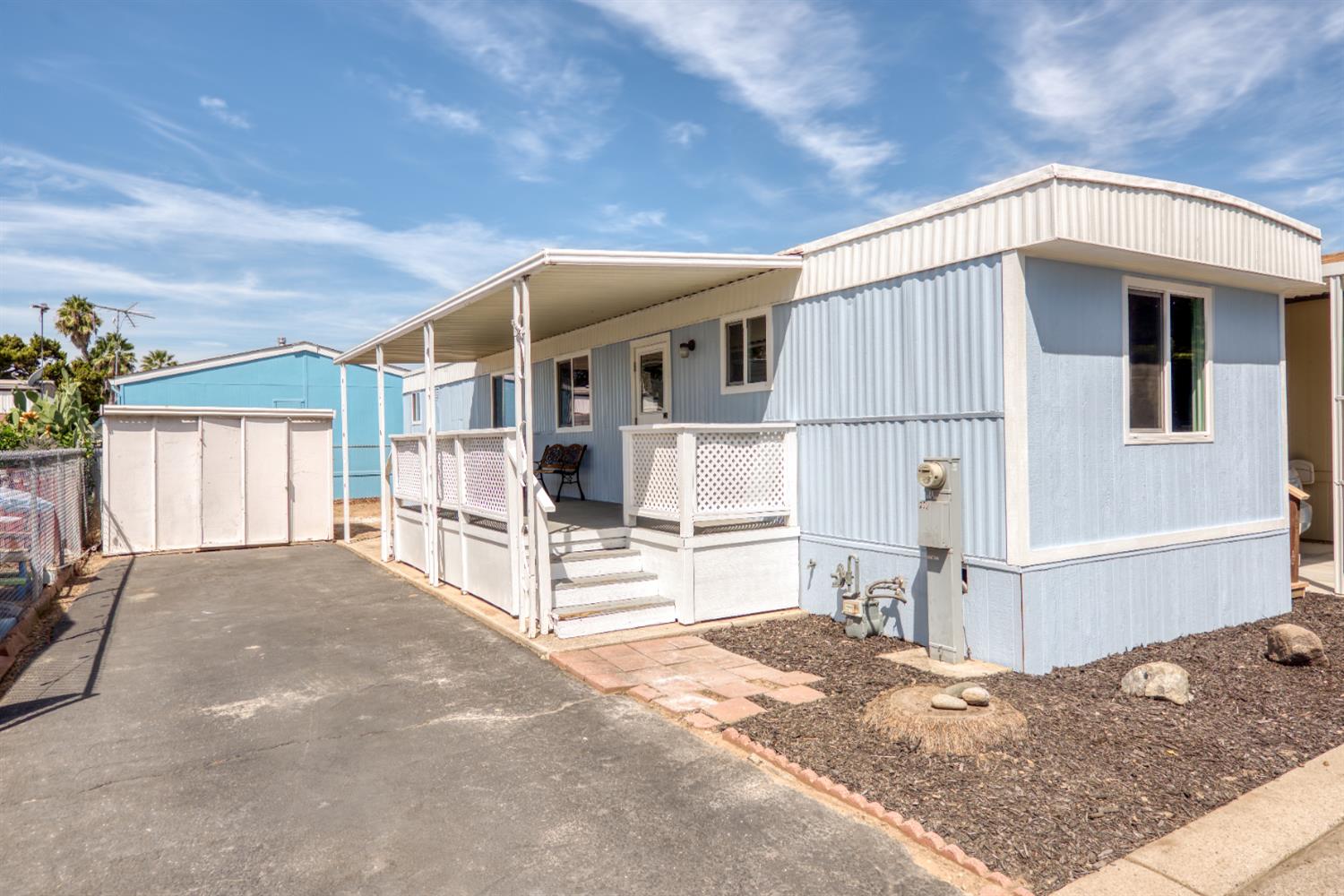 900 Old Stockton Rd #201, Oakdale, CA 95361