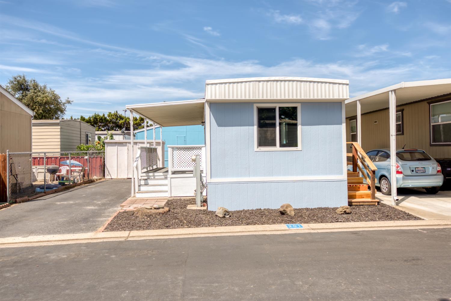 900 Old Stockton Rd #201, Oakdale, CA 95361