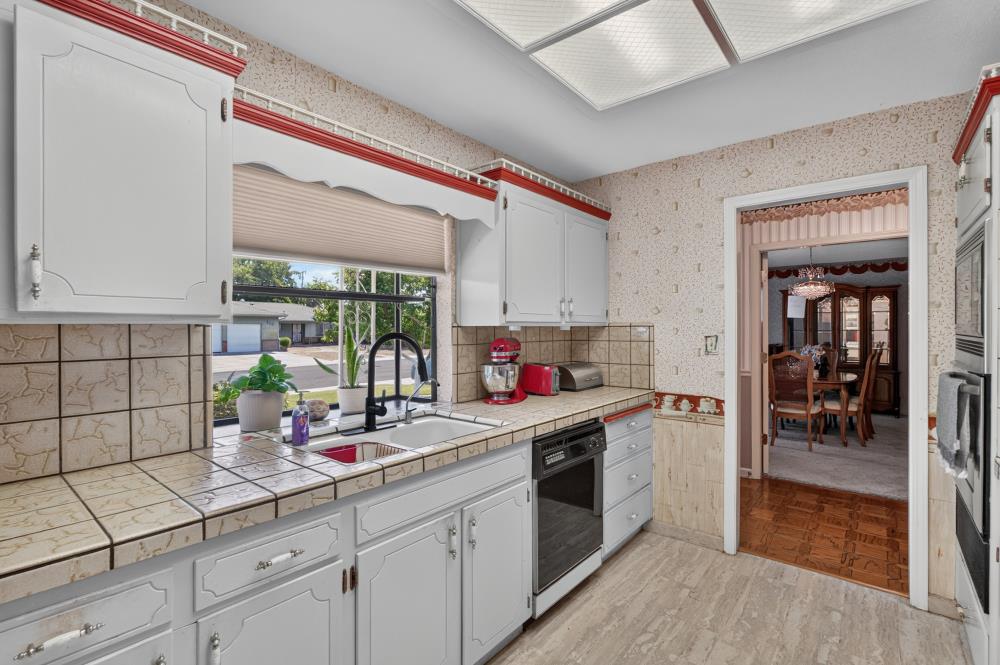 373 Concord Ct, Manteca, CA 95336