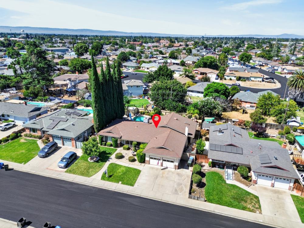 373 Concord Ct, Manteca, CA 95336