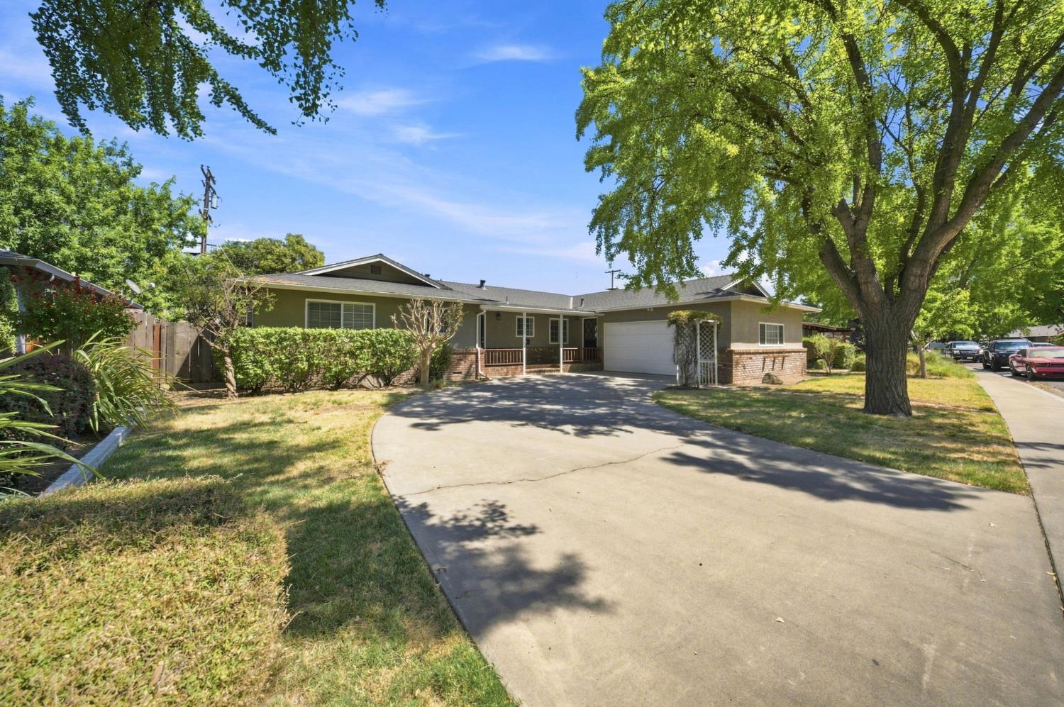 2800 Westchester Ln, Modesto, CA 95350