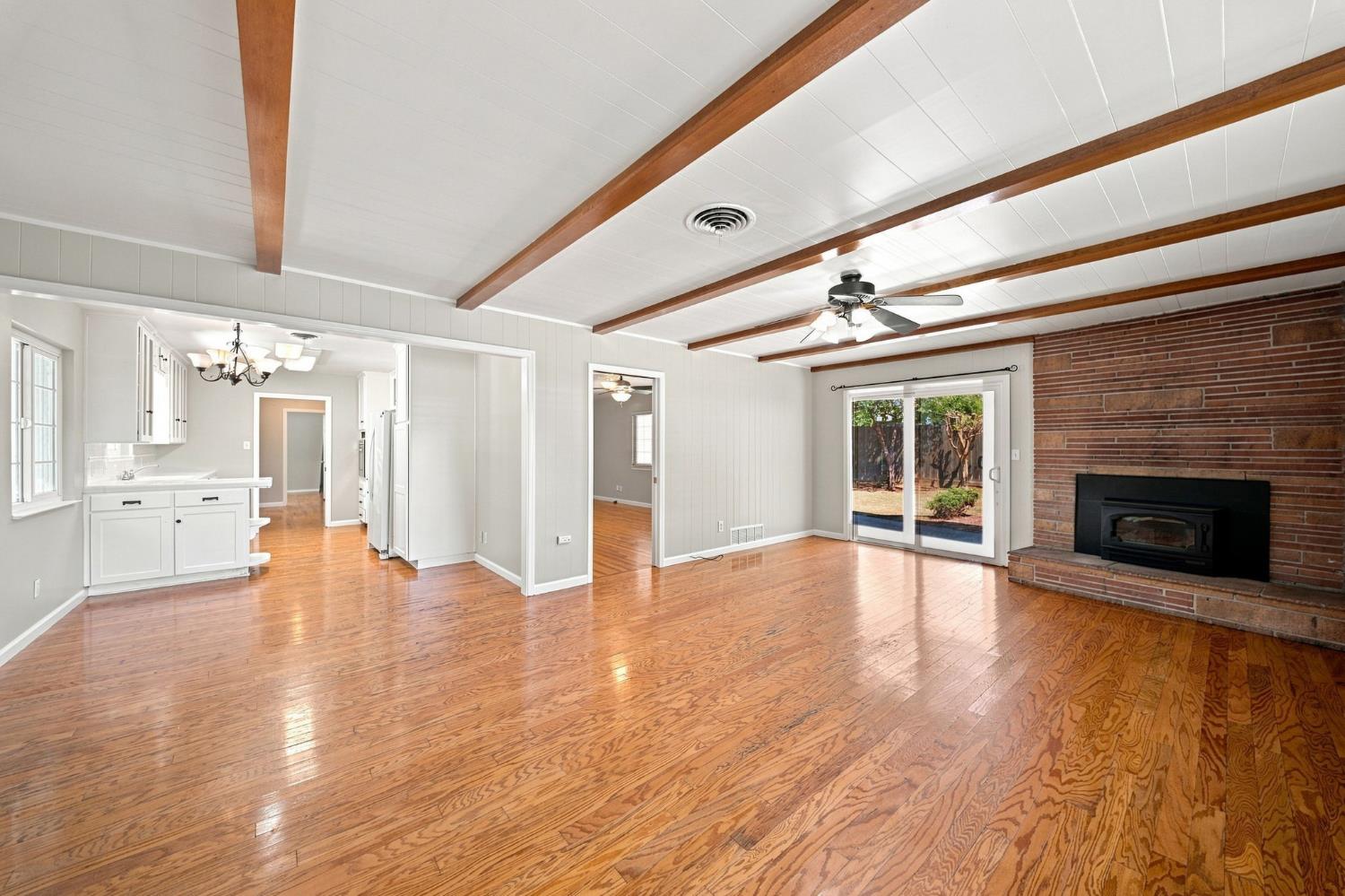 2800 Westchester Ln, Modesto, CA 95350